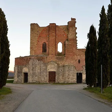 La Palazzina Πανσιόν Chiusdino